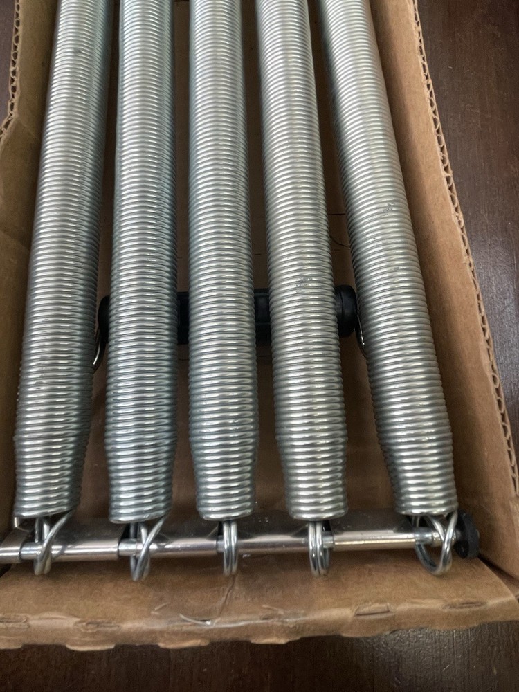 Vintage 1970s DP 5 Spring Chest Pull Expander Exerciser in Original Box