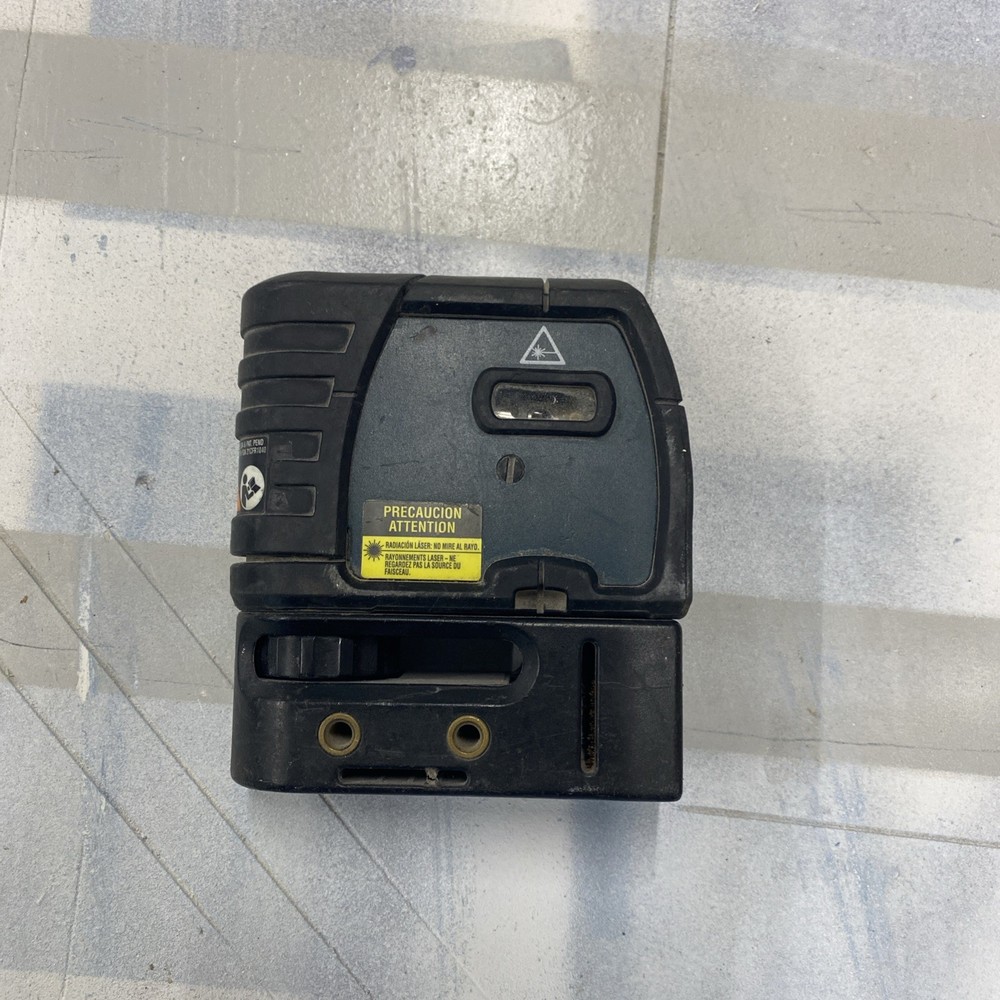 Bosch GPL5 5-Point Self-Leveling Alignment Laser does not turn on parts only