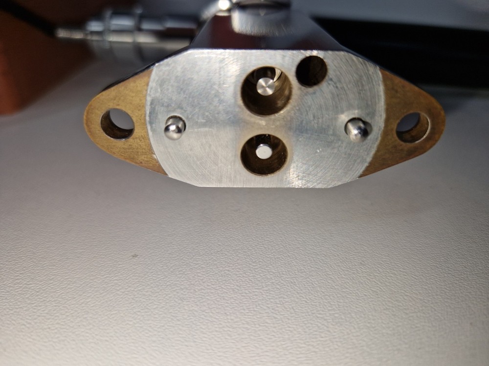 Leitz Wetzlar calibration setting device for dillatometer.