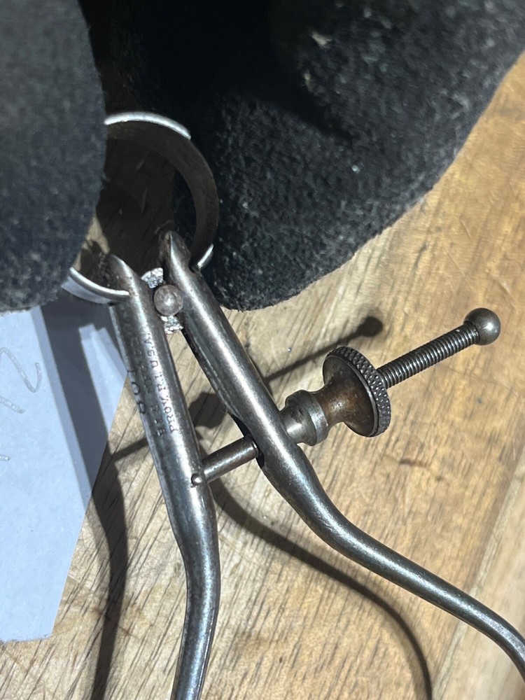 Vintage Brown and Sharp caliper (26140)