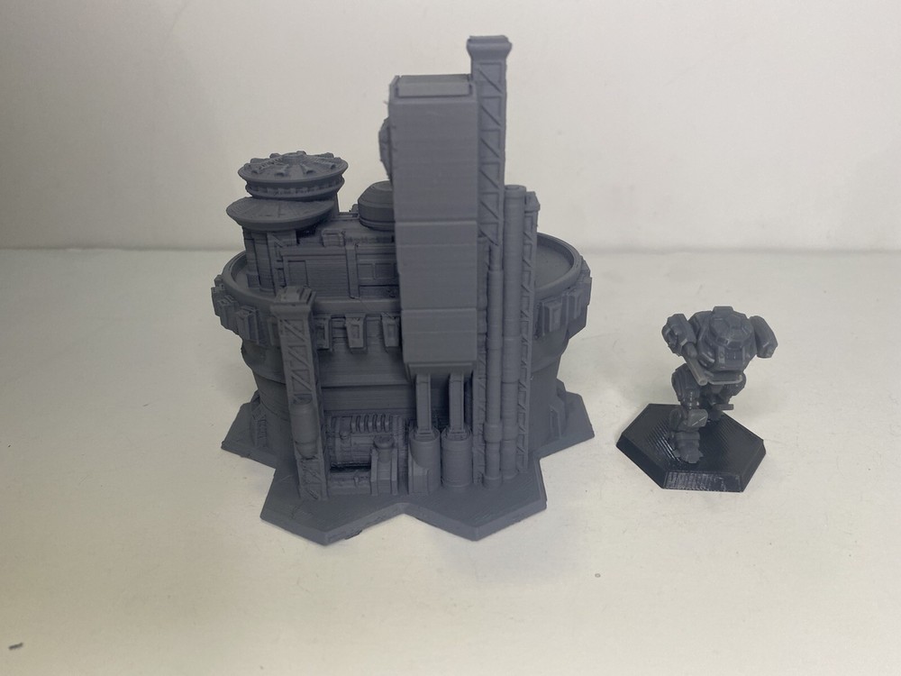 Residential Complex w/ Hex Base, Tabletop War Game Terrain Battletech (6mm)