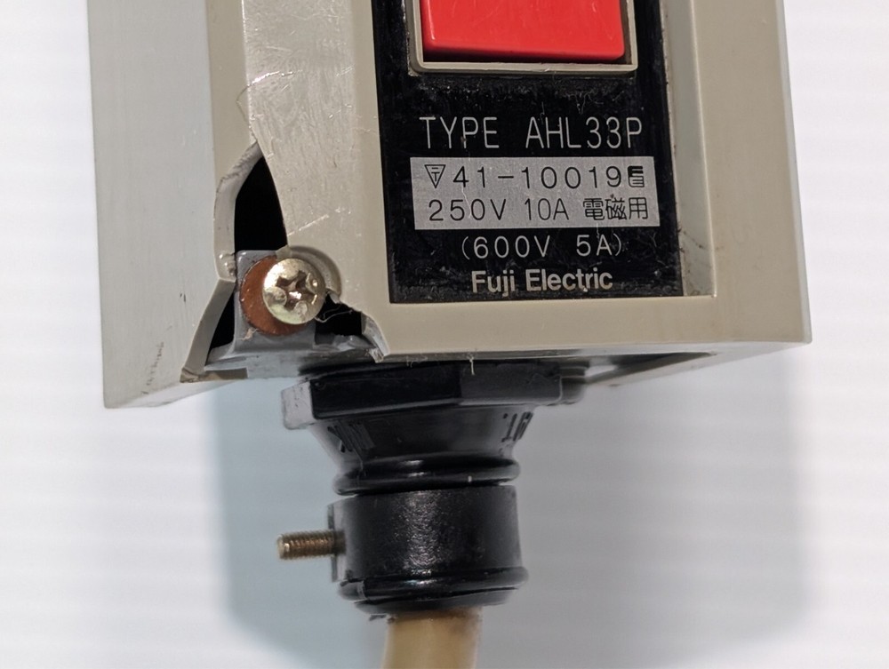 Fuji Electric AHL33P Control Box / Switch, Forward Stop Reverse Buttons