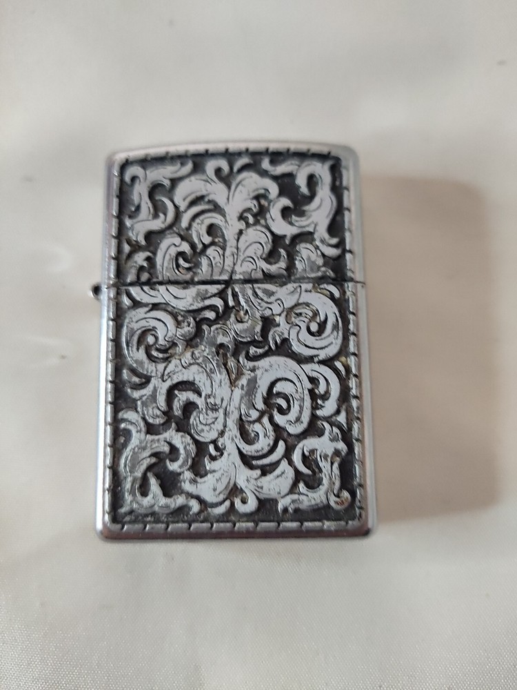 Zippo Lighter Marlboro Storming Scroll Filigree D03