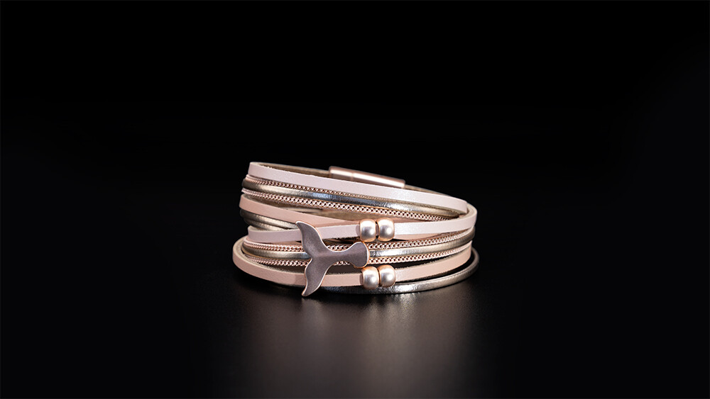 Leather Brecelet: Wale Tail / Pink
