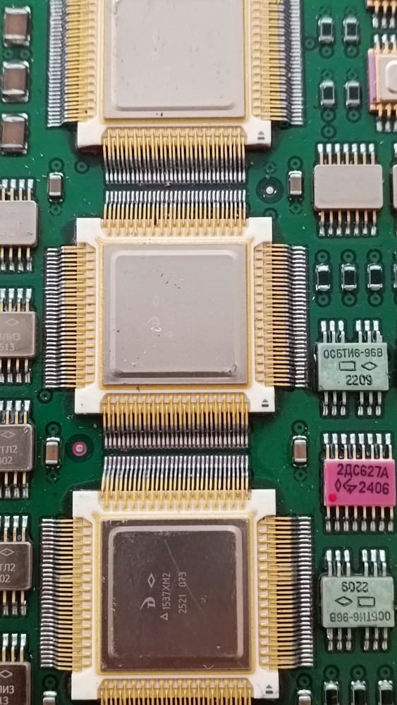 Hybrid electronic module functional computing and processing board.