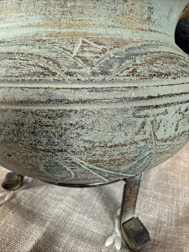 Vintage Chinese Squat Pot On Stand
