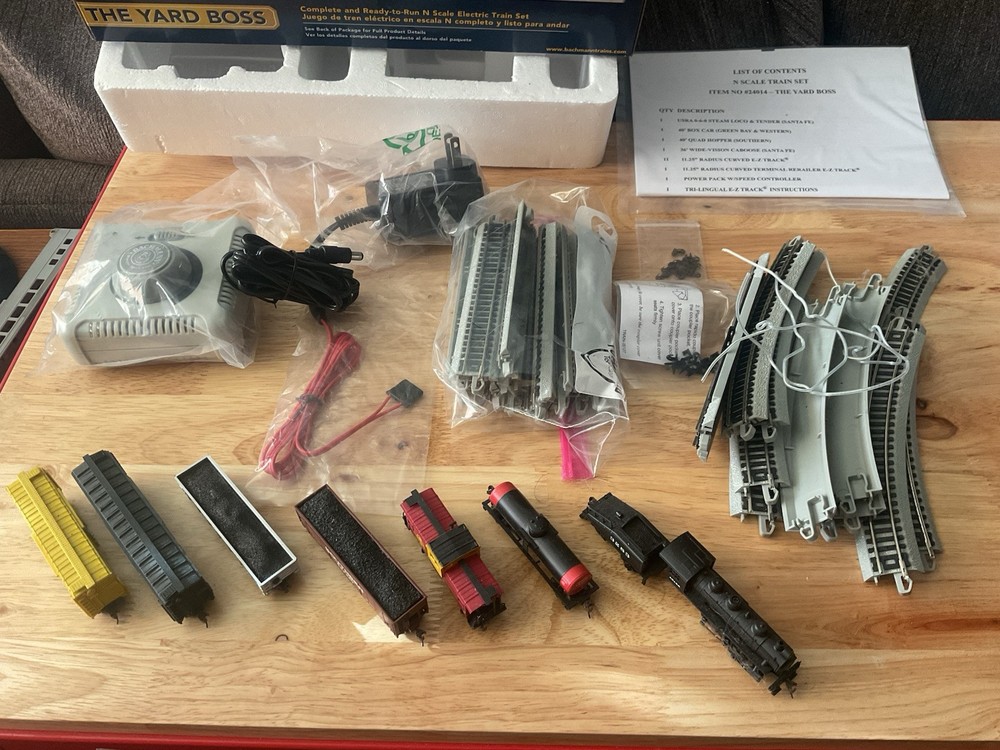 Bachmann N scale Yard Boss train set + EXTRA