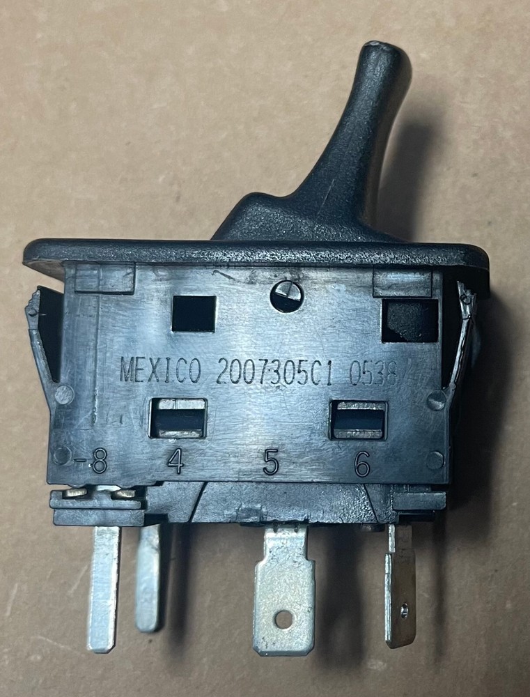 INTERNATIONAL Cruise Control ON/OFF Rocker Switch 2007305C1