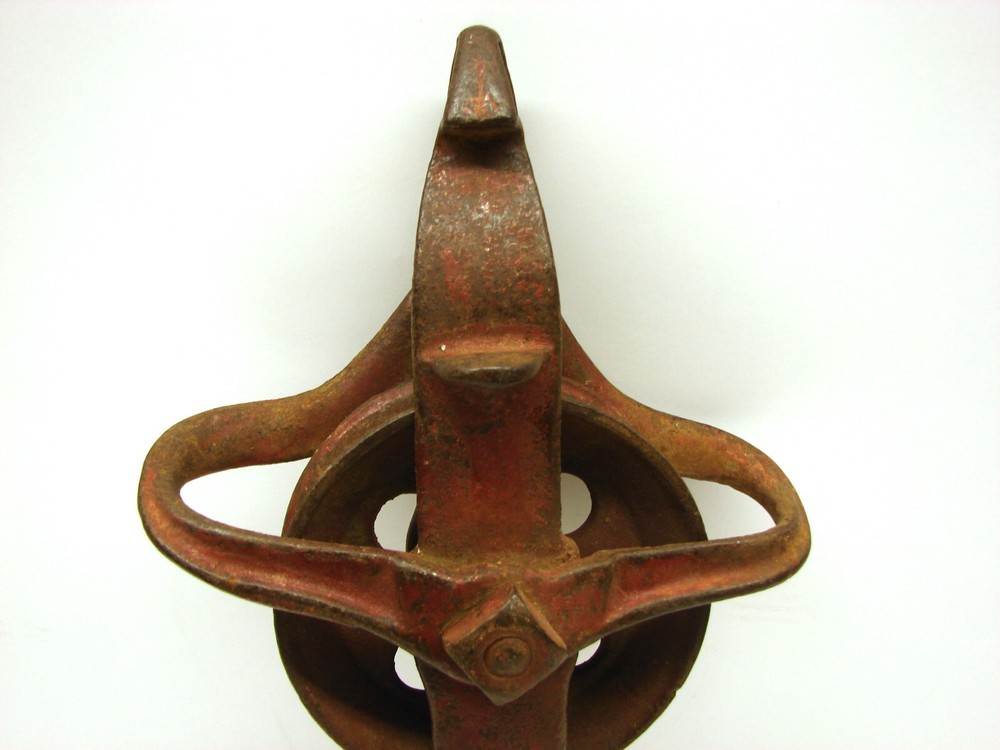 Unusual Hay Trolley Drop Pulley!! Star???