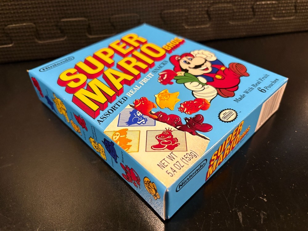 Super Mario Bros fruit snacks - Empty custom design display box