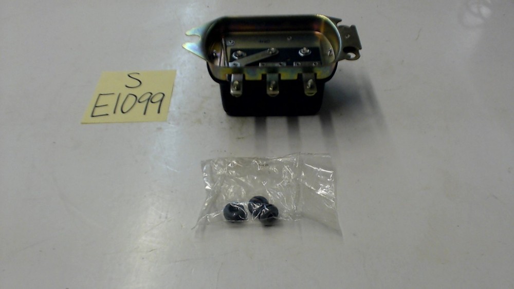 811900 Voltage Regulator