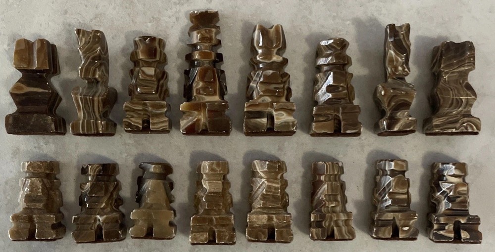 MIDCENTURY ONYX MARBLE CHESS SET COMPLETE ALL PIECES