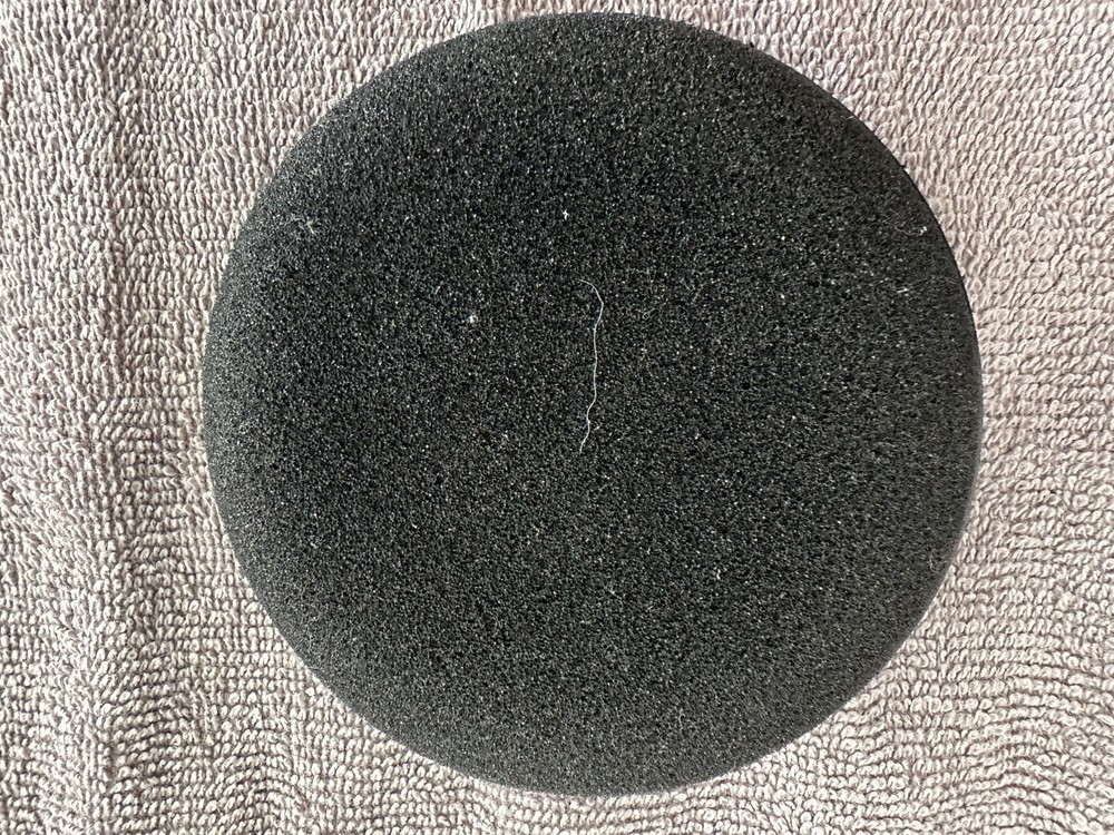 IBIZ World Class Everything Applicator Sponge Black