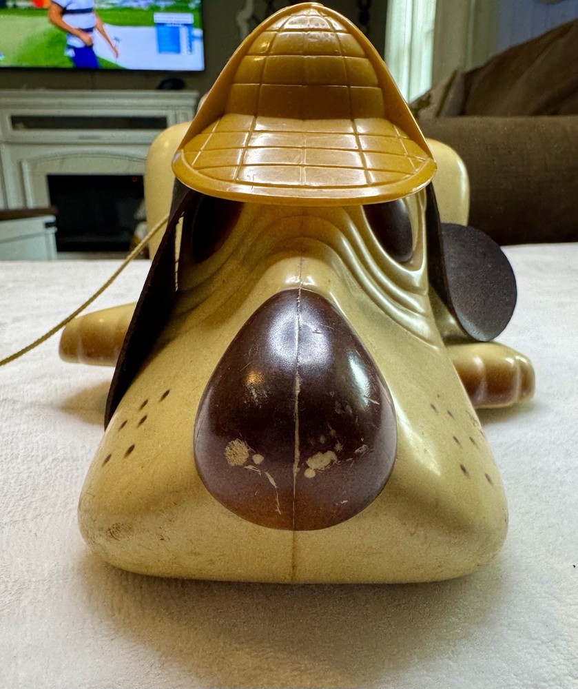Vintage 1970s Hasbro Digger The Bloodhound Dog Sleuth Detective Pull String