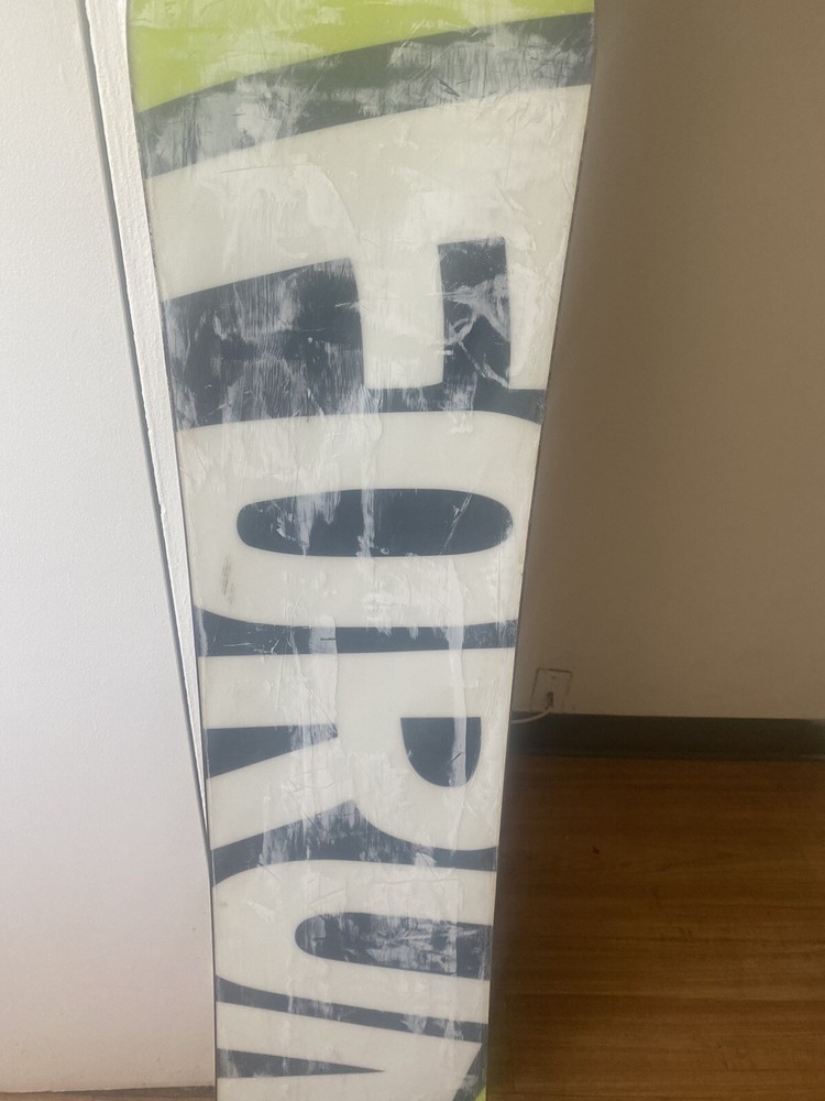 Forum Recon Snowboard 149cm - Used,