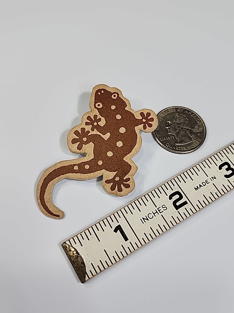 Brown Lizard Lapel Pin Made From CARDBOARD