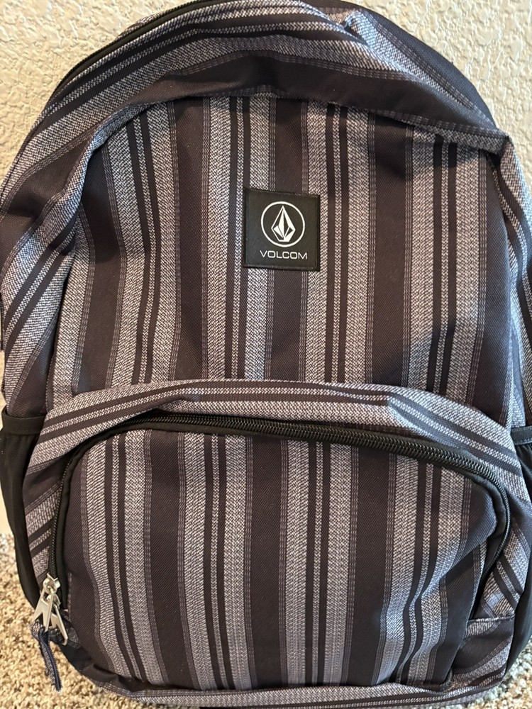VOLCOM GREY & BLACK STRIPED UNISEX SUNSTONE BACKPACK , NEW WITH TAGS