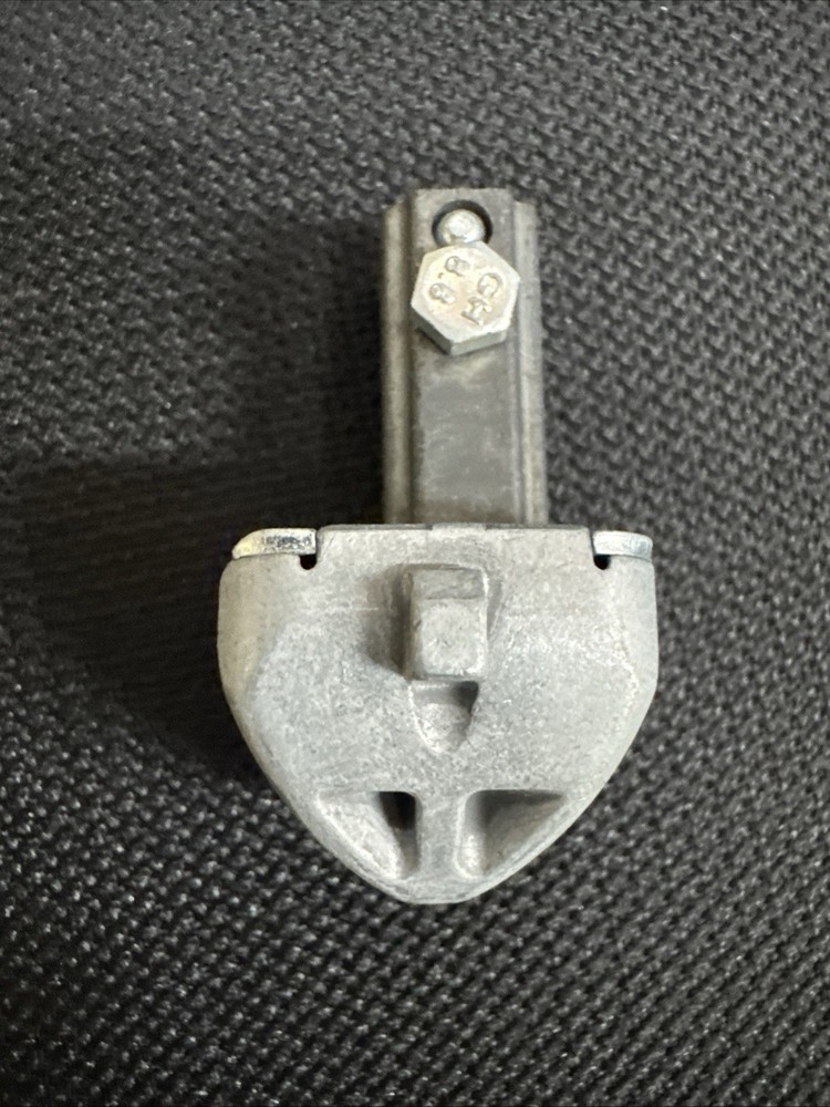 8UC6012 SIEMENS DRIVE COUPLING OPER. MECHANICAL