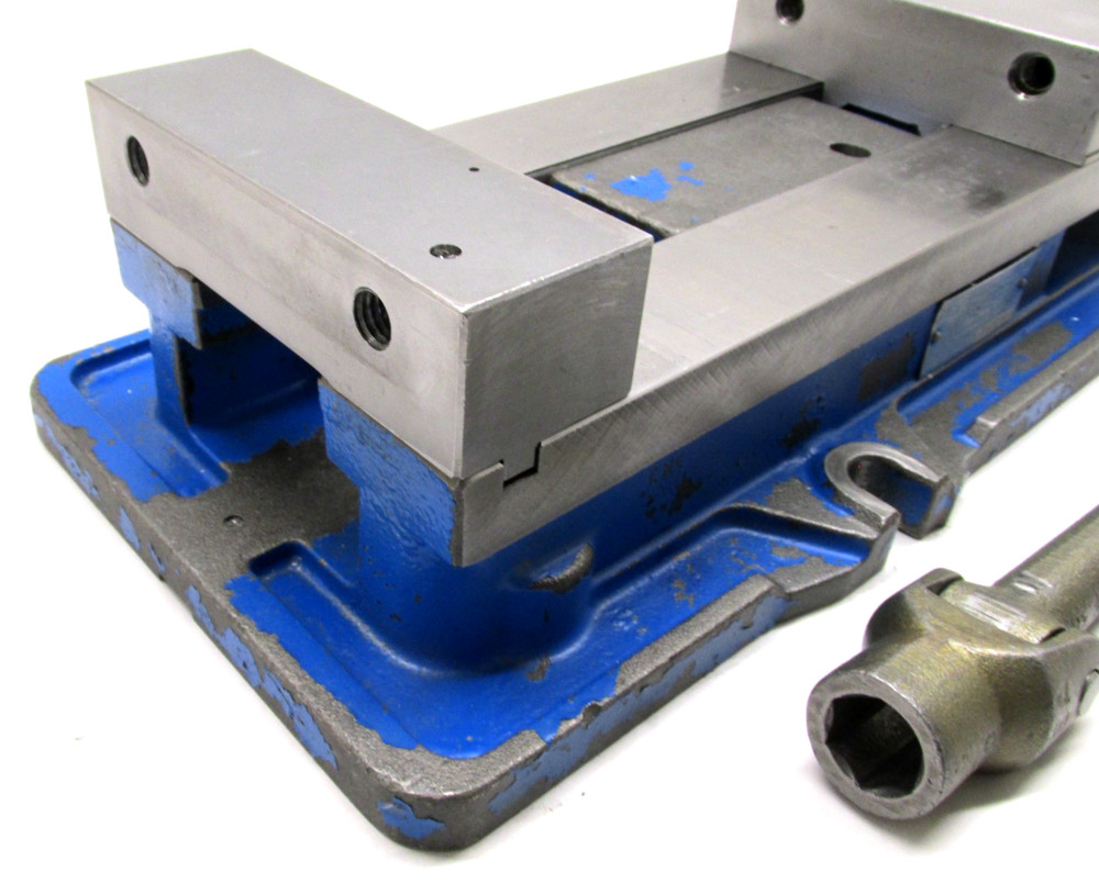 KURT ANGLOCK 6" MILLING MACHINE VISE w/ HANDLE - #D675