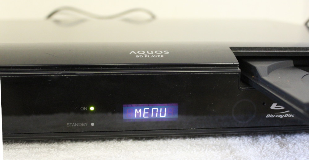 Sharp Aquas Blue-Ray DVD Player BD-HP21U ~ Powers On ~ Sold Untested
