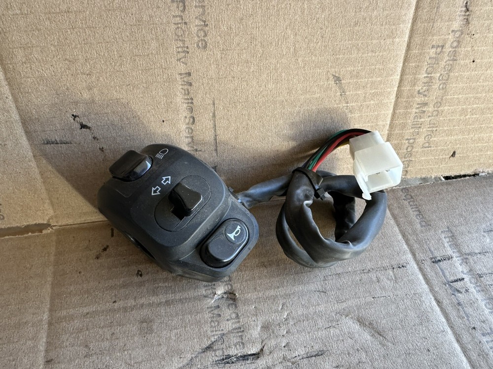 19 Elyx Smart Zebra Dazz E Scooter Left Handlebar Bar Control Switch OEM-575