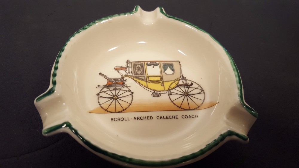 Vintage Ashtray Scroll-Arched Caleche Coach