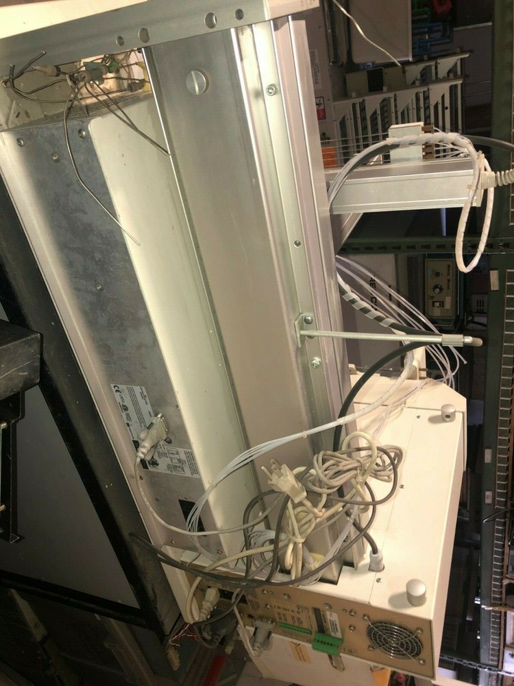 Gilson 215 Liquid Handler and 889 Multiple Injection Module