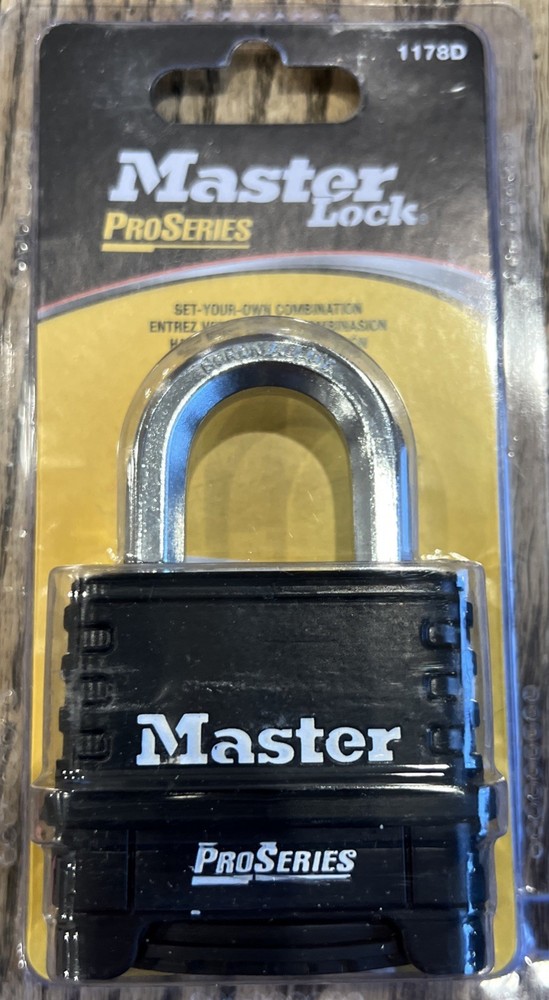 Master 1178D Combination Padlock, Black/Silver Pro Series