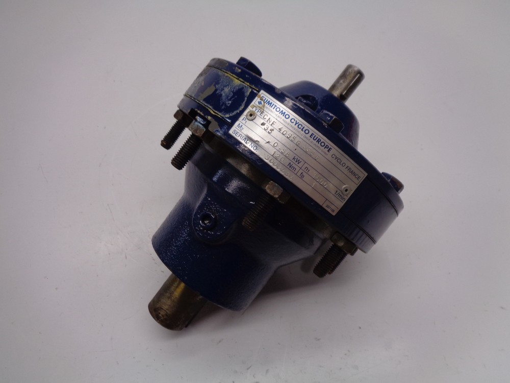 SUMITOMO CNF-4095G.35G GEAR REDUCER UNMP