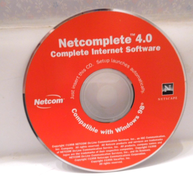 7 Vintage Internet Service Software CDs - SWBell, Netcomplete, Internet Explorer
