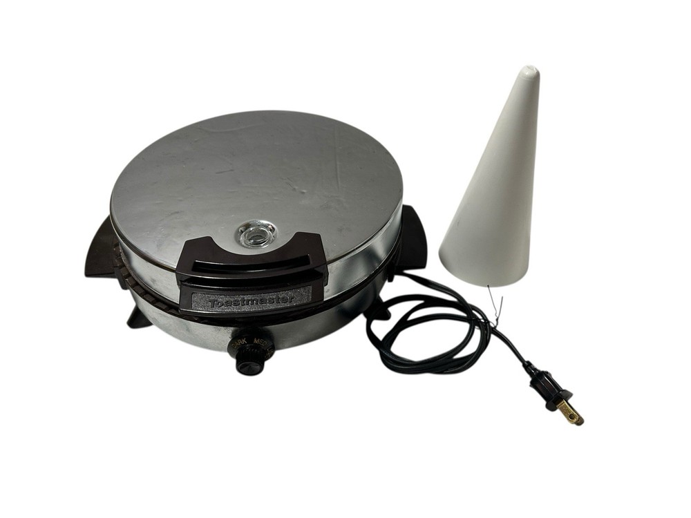 Vintage Toastmaster Waffle Cone Maker Model 295M Tested and Working