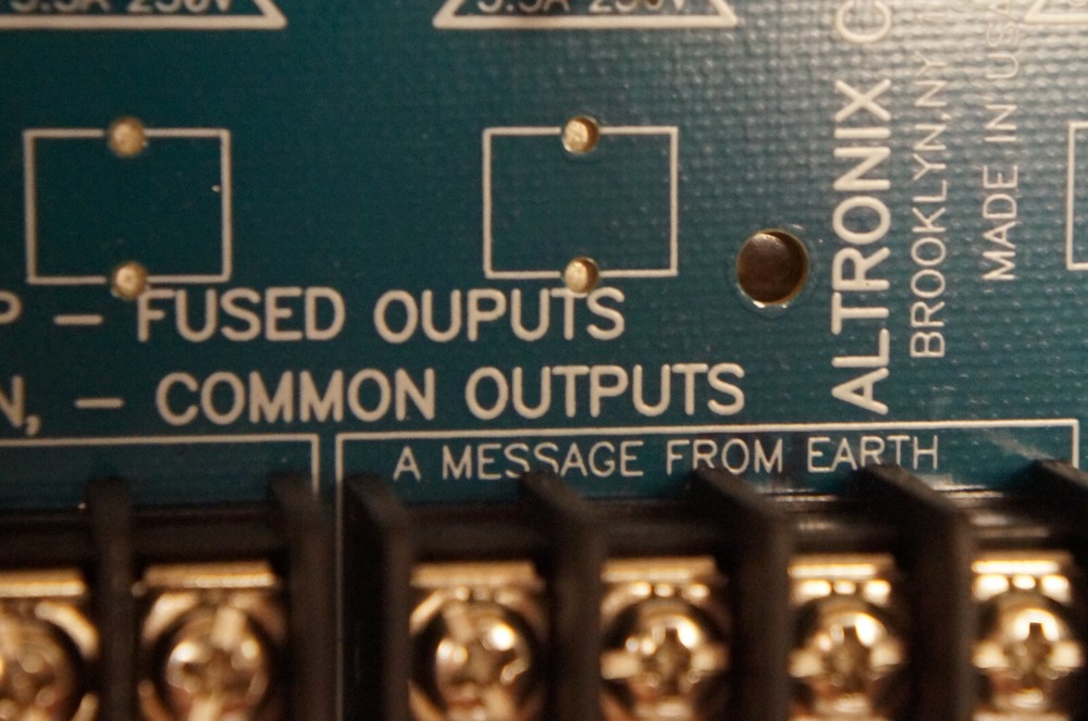 ALTRONIX PD4A Access Power Distribution Sub-Assembly 4-Fuse Panel PCB