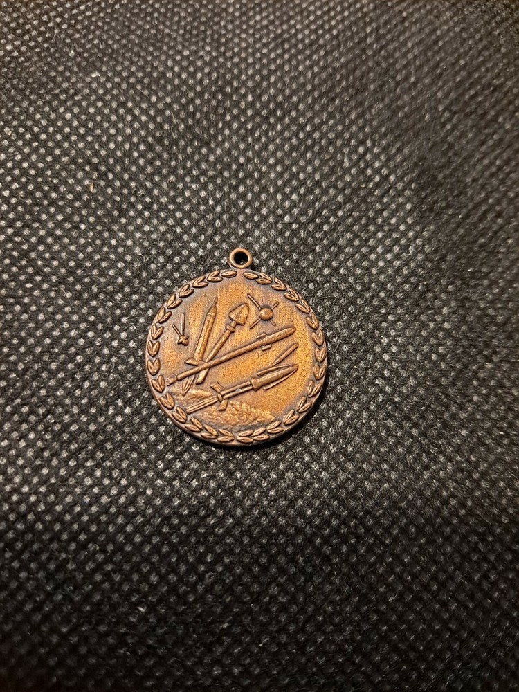 SCHOLASTIC MEDAL!   e5111UXX