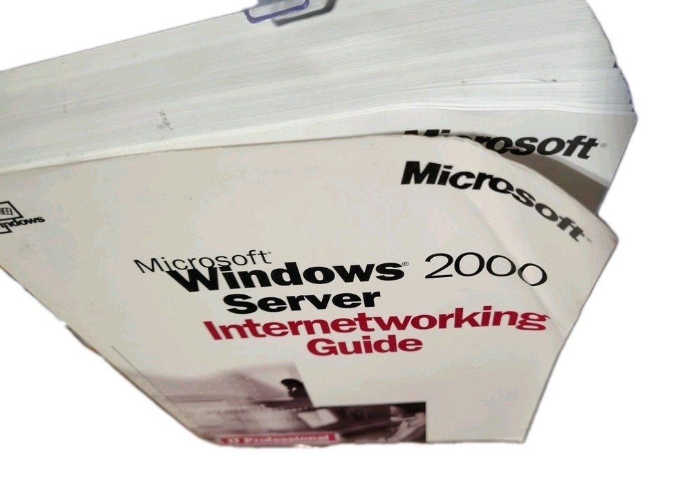 MICROSOFT WINDOWS 2000 SERVER INTERNETWORKING GUIDE Trade Paperback