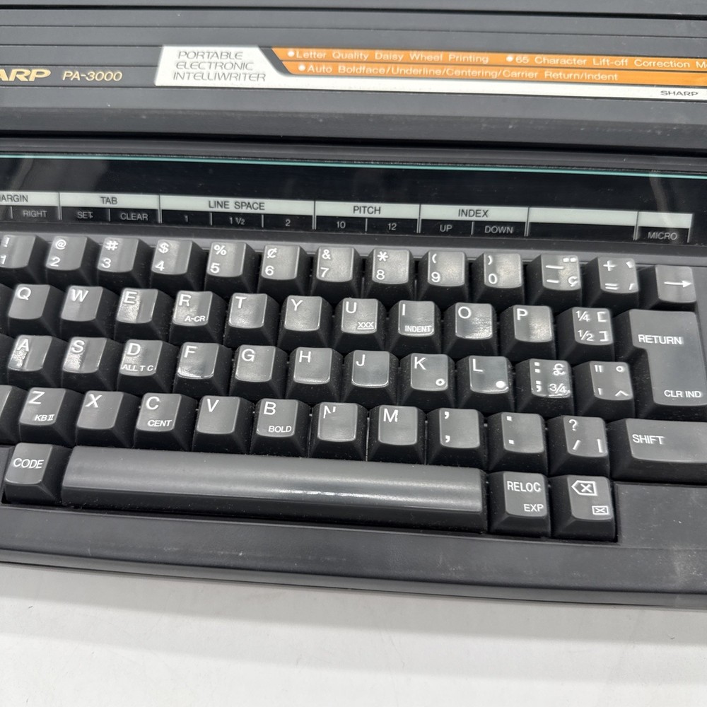 Sharp PA-3000 Portable Electronic Intelliwriter Typewriter w/Manual