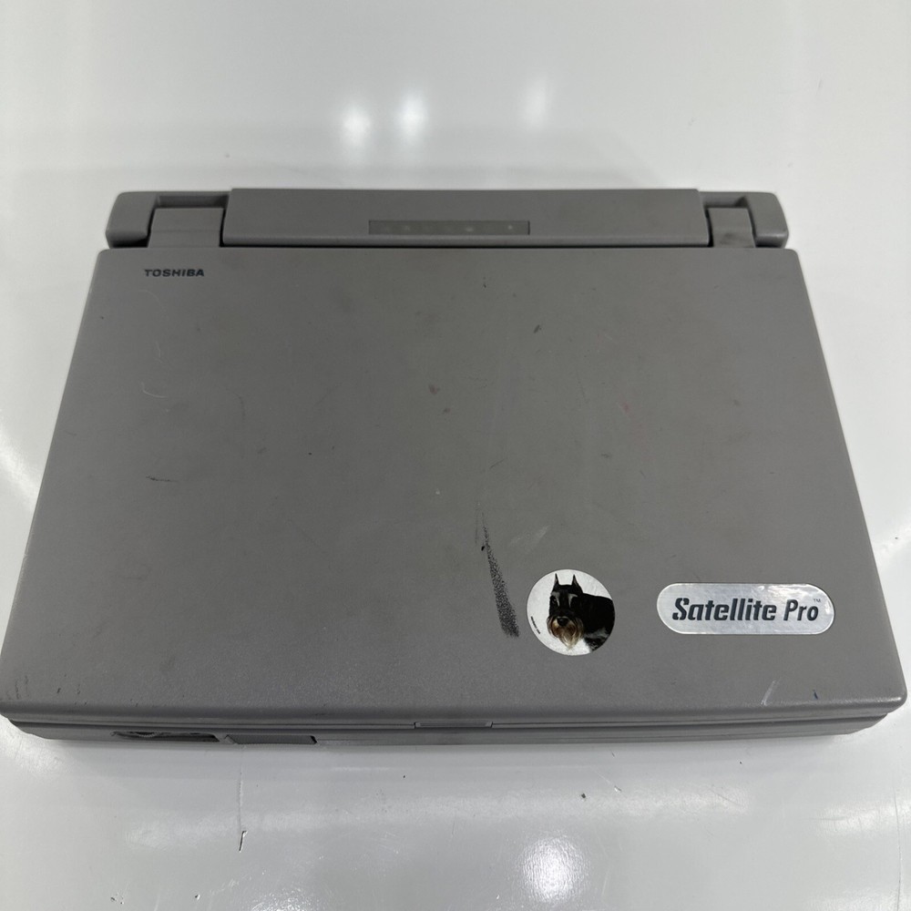 Toshiba Satellite Pro Model# 460CS Laptop Untested