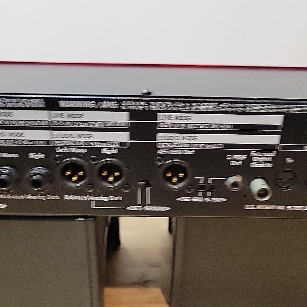 LINE 6 POD PRO Guitar Multi Effects Processor (UD2117570) Great Condition