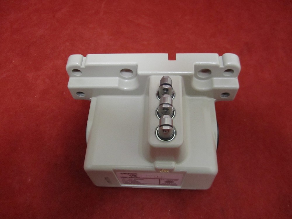 Omron VB-3211 Limit Switch