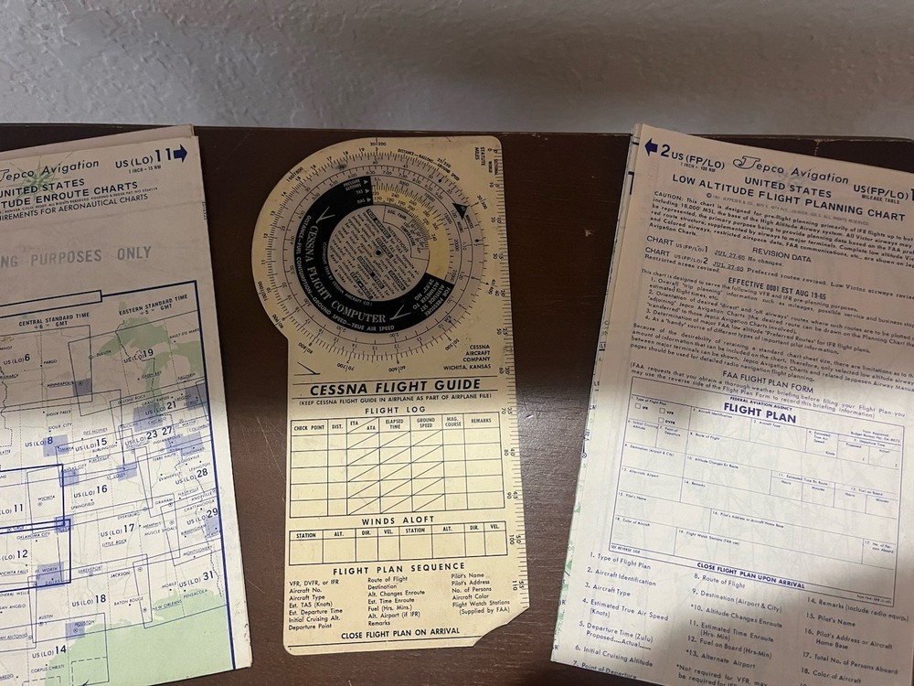 Cessna Flight Plotter Computer 1959 with 2 Vintage Jepco Low Altitude Nav Maps