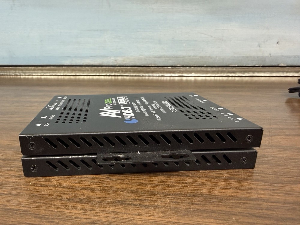 AV Pro edge AC-EX40-444-T2 Transmitter and Receiver