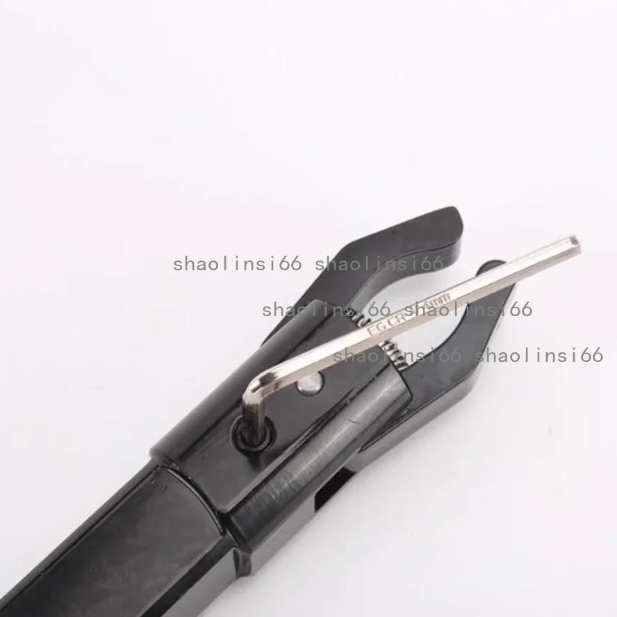 Lathe Bar Puller Taiwan CNC Automatic Lathe Feeder Pull Clip Round 16-32mm