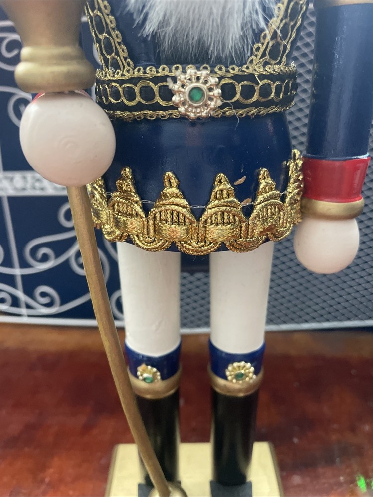 Nutcracker King 15”