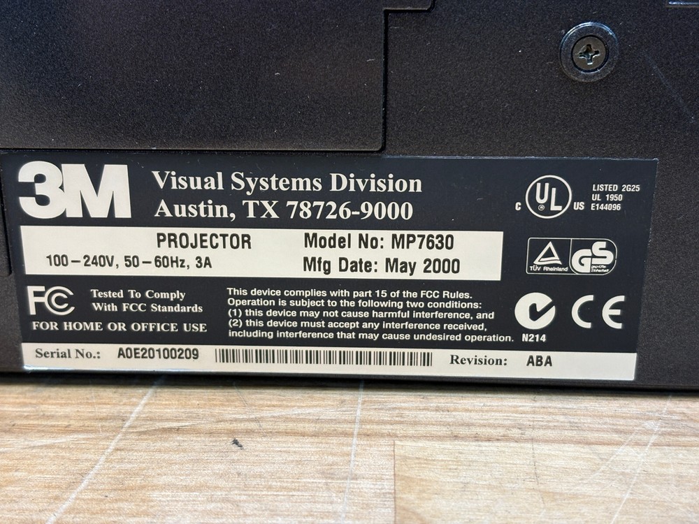 Pre Owned | 3M MP7630 DLP Visual System Projector - Grey w/ Power Cord
