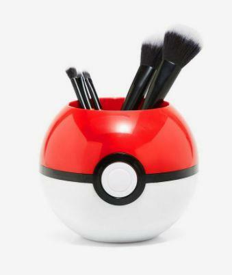 Pokemon Poke Ball Makeup Brush Set