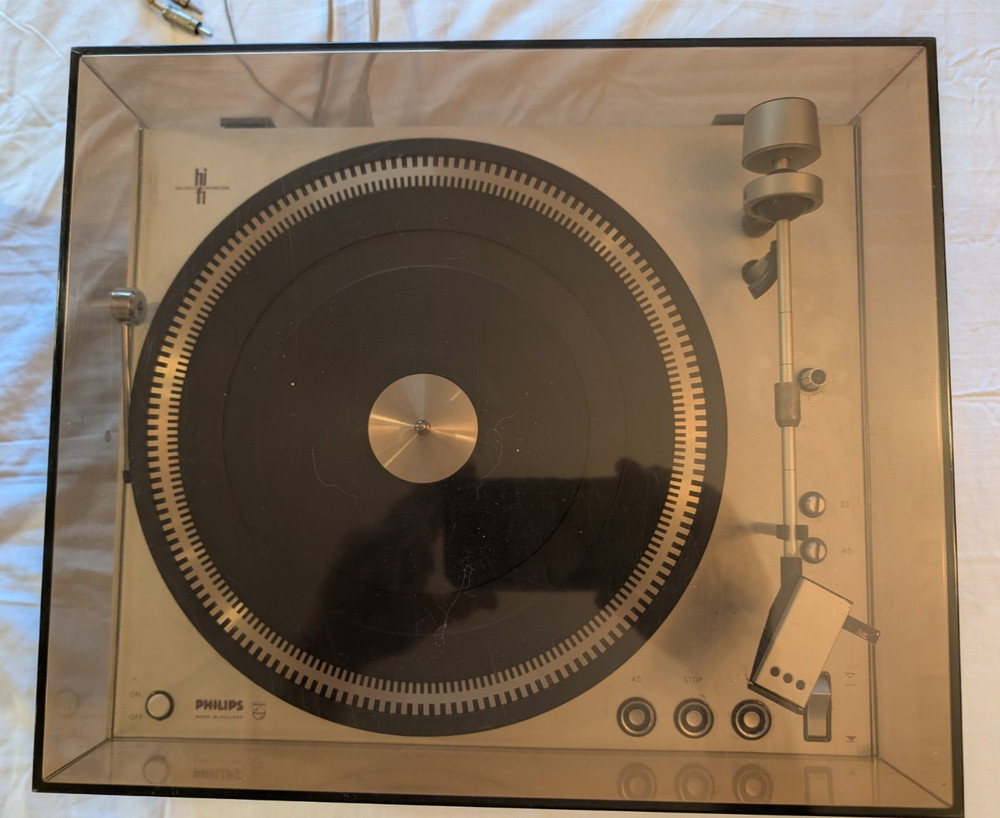 Philips Automatic 212 Turntable with Dust Cover TESTED