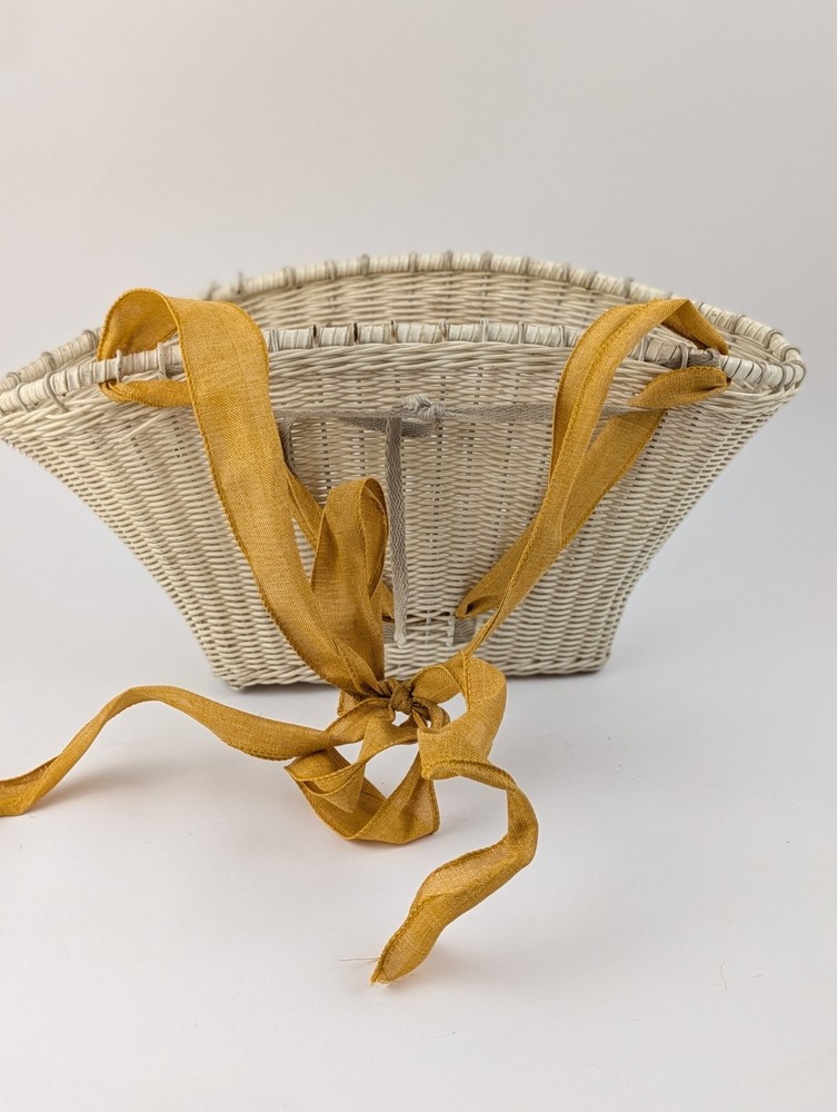 Vintage White Bicycle Basket Yellow Tie Straps – Front Handlebar