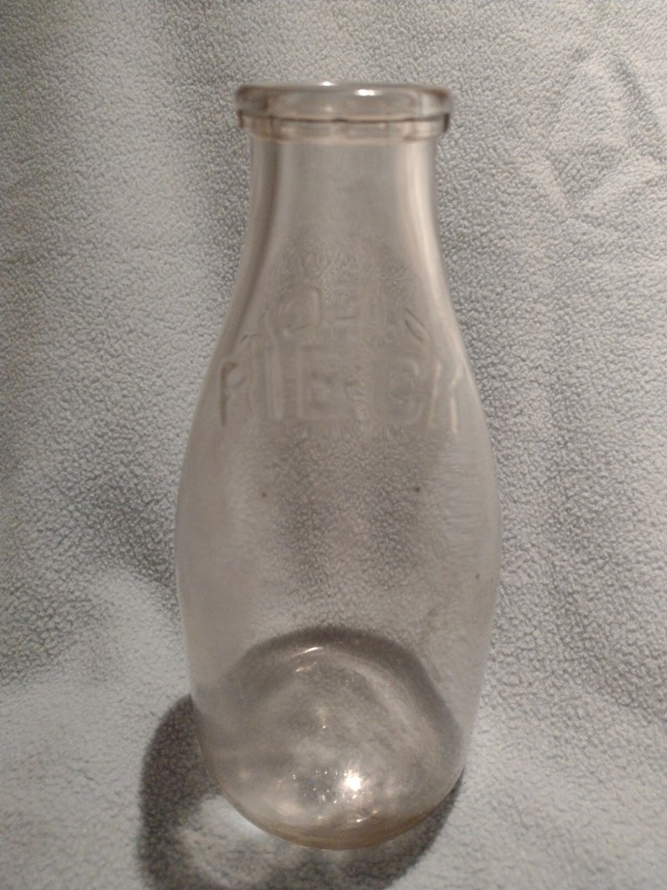 RIECK dairy bottle 1 qt Duraglas