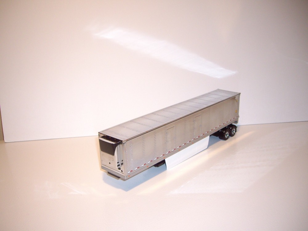 DIECAST MASTERS 1/50 CHROME TANDEM AXLE REEFER VAN SAME SCALE AS FIRST GEAR