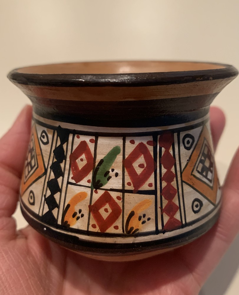 Inca Peruvian Pottery Hand Painted Small Vase