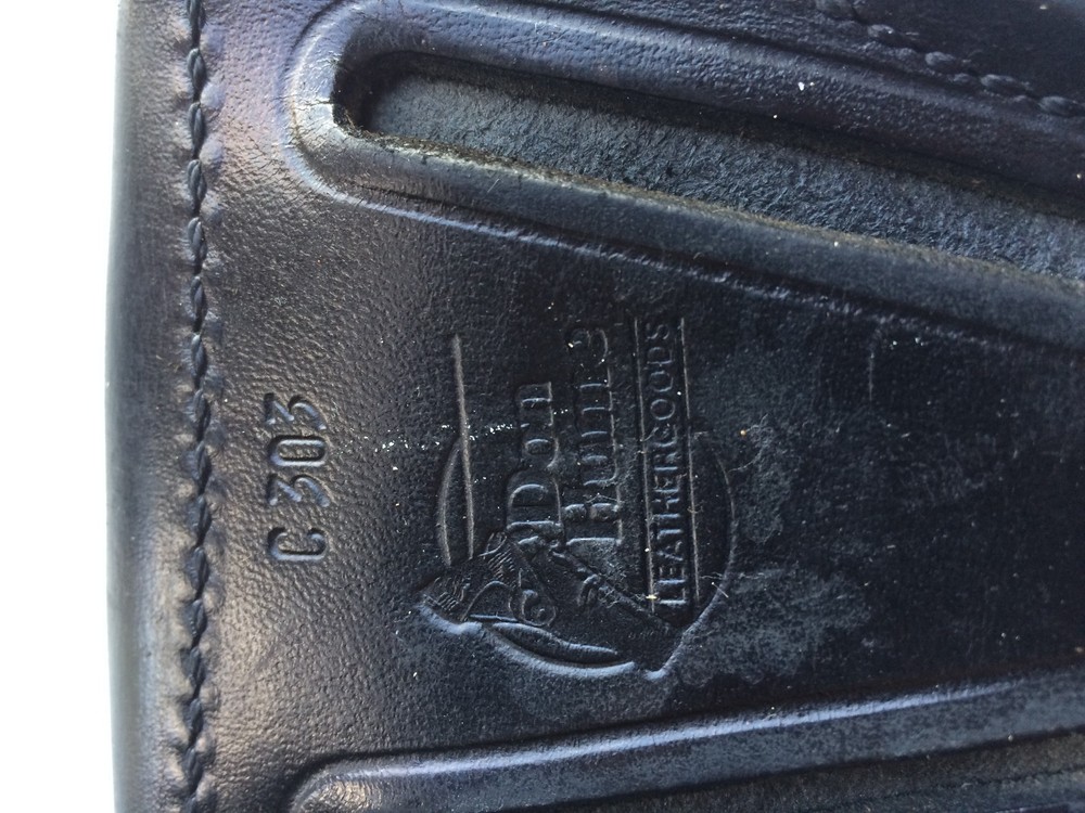 Don Hume duty handcuff pouch